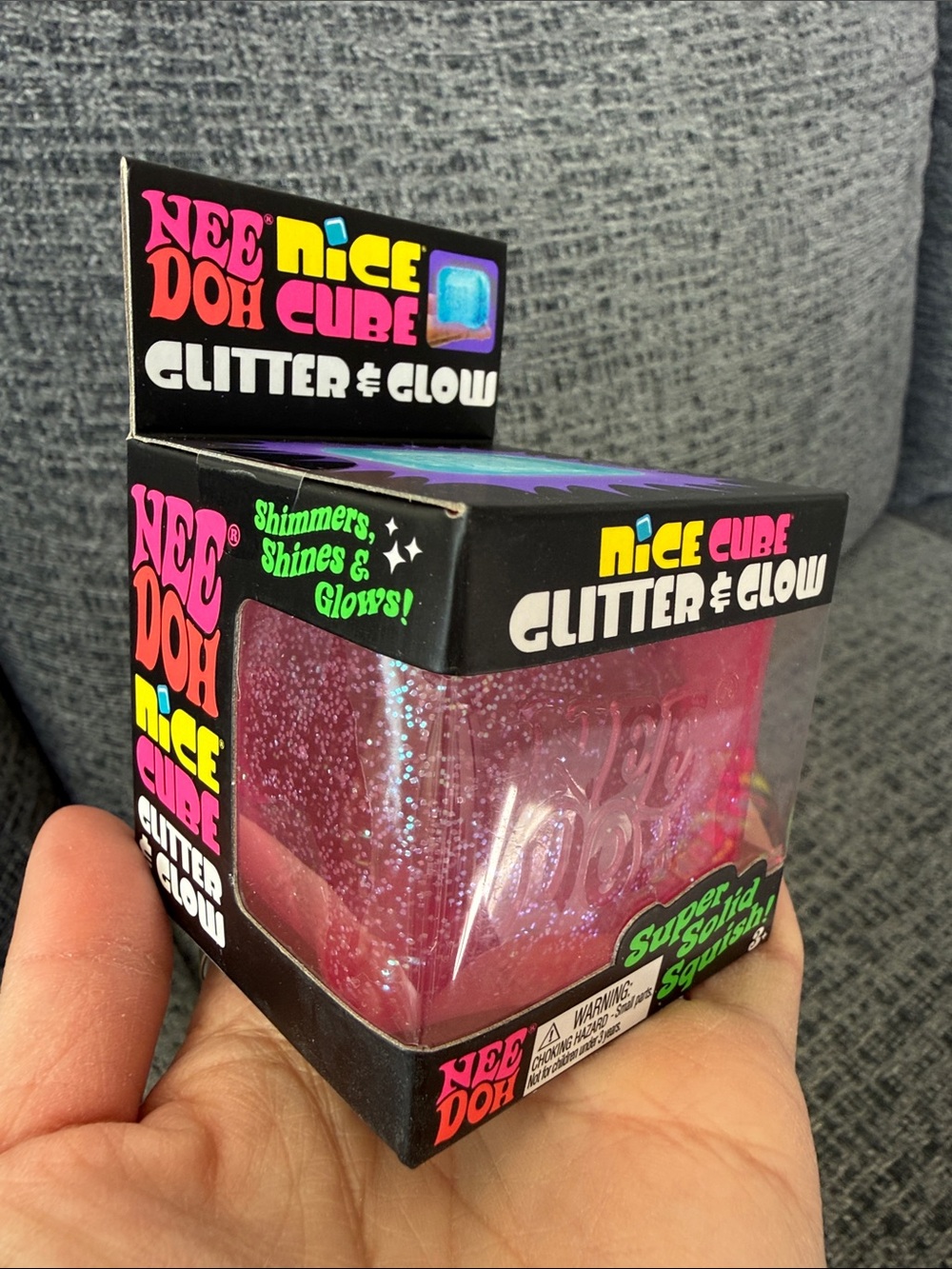 BNIB NeeDoh Nice Cube Glitter & Glow, Pink
